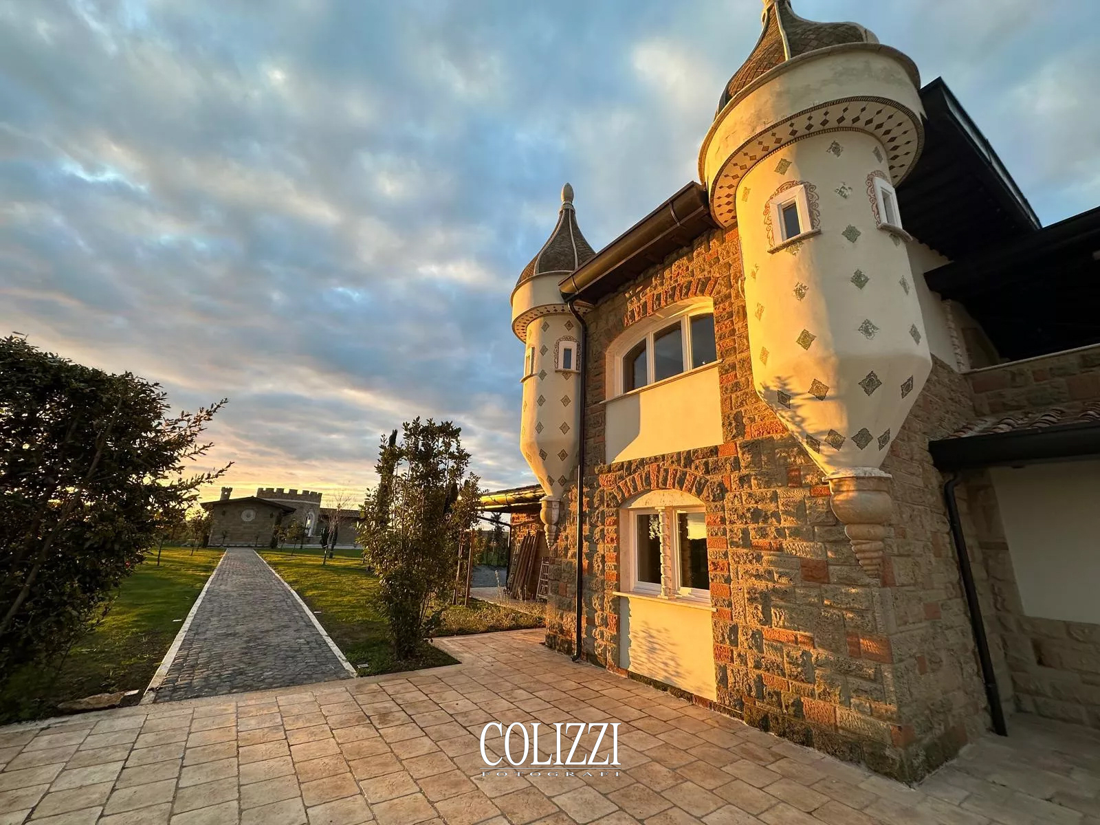 775d2972b13-9c57-4ad3-b229-dc4e7847568a